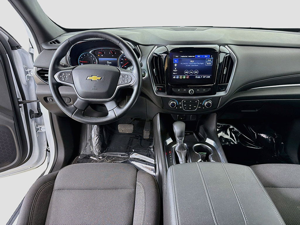 Used 2023 Chevrolet Traverse LT w/ LPO, 'HIT The Road' Package AWD/4WD image 28