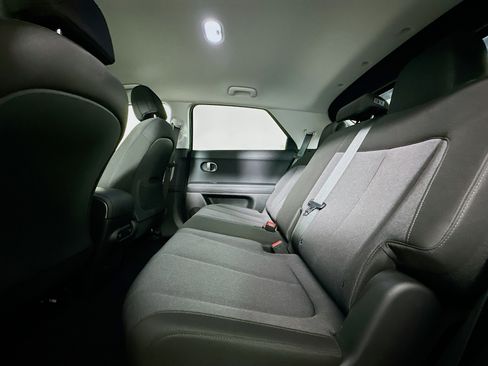 Used 2024 Hyundai Ioniq 5 SE image 27