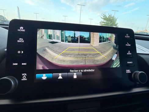 Used 2018 Honda Accord Sport image 28