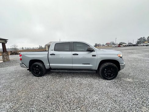 Used 2020 Toyota Tundra SR5 w/ SR5 Upgrade Package image 6