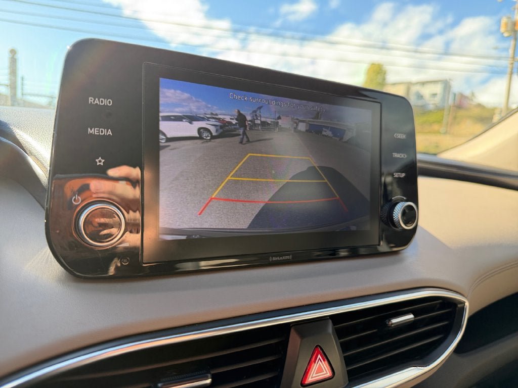 Used 2021 Hyundai Santa Fe SEL w/ Convenience Package FWD image 17