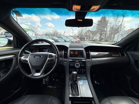 Used 2013 Ford Taurus Limited image 21