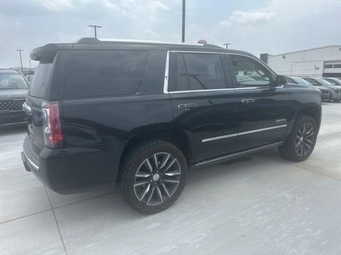 Used 2017 GMC Yukon Denali w/ Open Road Package AWD/4WD image 18