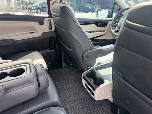 Used 2025 Honda Odyssey Elite image 13
