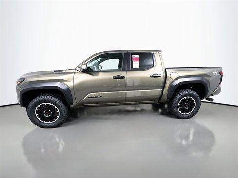 New 2025 Toyota Tacoma TRD Off-Road image 5