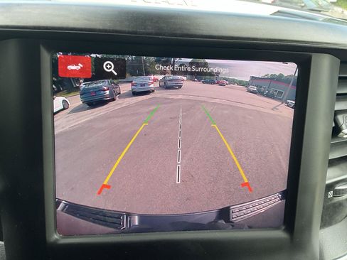 Used 2022 RAM 1500 Big Horn AWD/4WD image 19