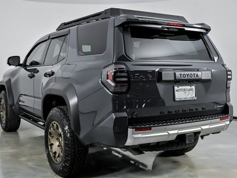 Used 2025 Toyota 4Runner Trailhunter AWD/4WD image 10