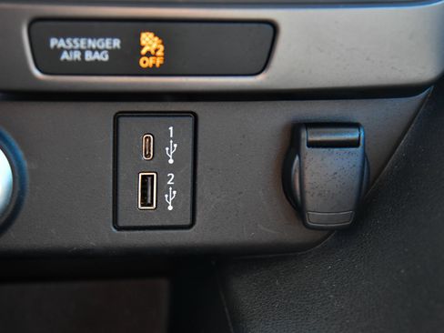 Used 2025 Nissan Leaf S FWD image 23