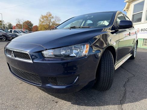 Used 2014 Mitsubishi Lancer ES image 9