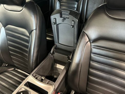 Used 2024 Ford Edge SEL w/ Convenience Package image 25