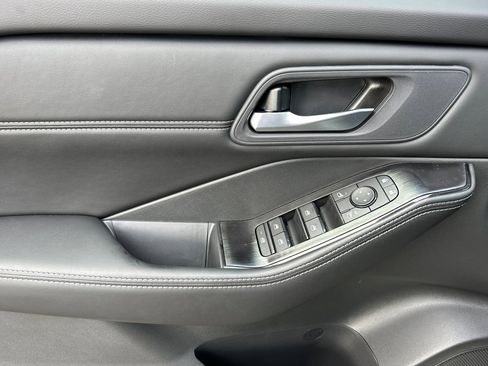 New 2026 Nissan Rogue SV image 11