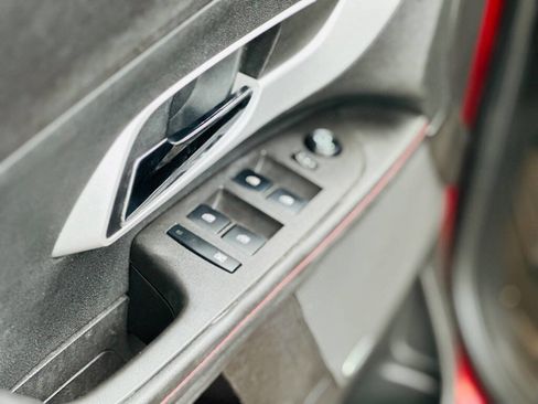 Used 2010 Chevrolet Equinox LTZ image 15