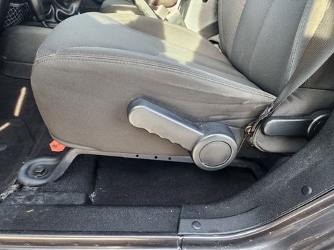 Used 2016 Jeep Wrangler Unlimited Sport image 25