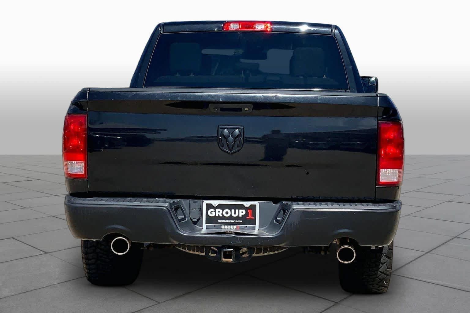 Used 2015 RAM 1500 Express RWD image 4