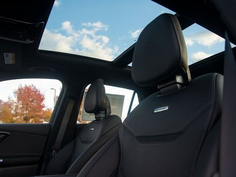 New 2025 Mercedes-Benz GLC 63 AMG S image 25