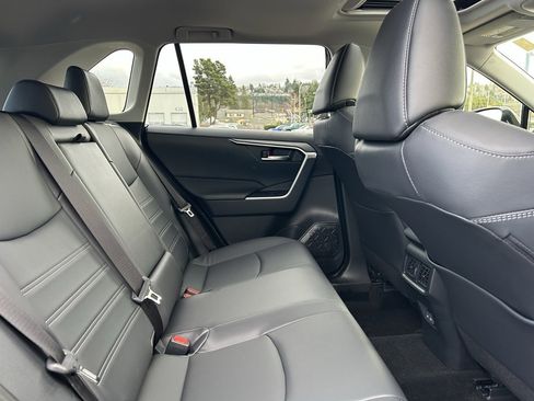 Certified 2025 Toyota RAV4 XLE Premium image 14