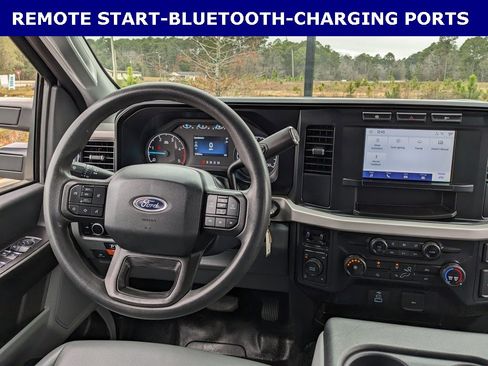 Used 2024 Ford F250 XL image 11