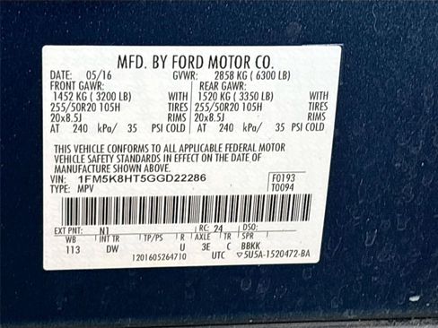 Used 2016 Ford Explorer Platinum image 36