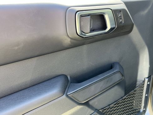 New 2025 Ford Bronco Outer Banks image 15