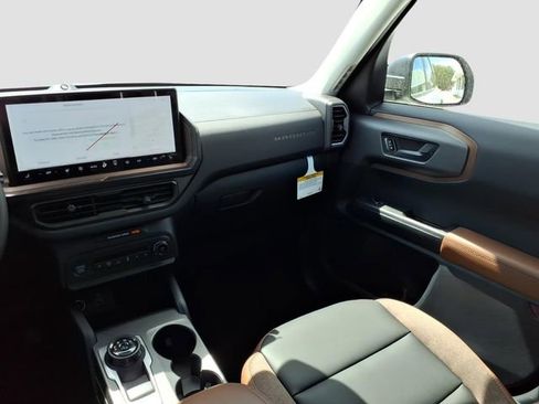 New 2026 Ford Bronco Sport Outer Banks w/ Outer Banks Tech Package+ AWD/4WD image 10