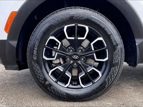 Certified 2024 Hyundai Santa Cruz SEL w/ Activity Package image 8