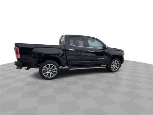 Certified 2022 GMC Canyon Denali image 8