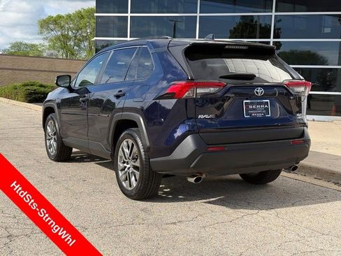Used 2019 Toyota RAV4 XLE Premium w/ Cold Weather Package AWD/4WD image 5