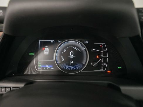 Certified 2023 Lexus ES 300h w/ Premium Package image 11