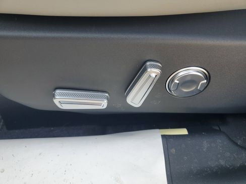 New 2026 Lincoln Nautilus Reserve image 12