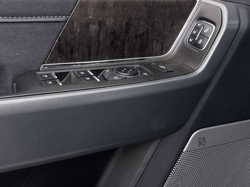 Used 2024 Ford F250 Lariat w/ Lariat Ultimate Package image 28