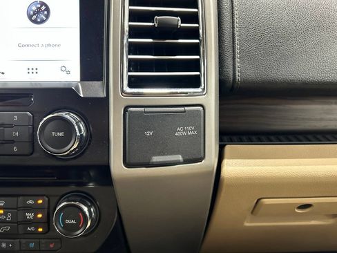 Used 2016 Ford F150 Lariat AWD/4WD image 24