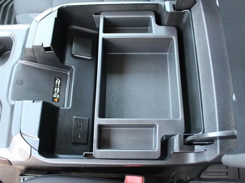 Used 2025 GMC Sierra 1500 Elevation w/ Preferred Package image 26