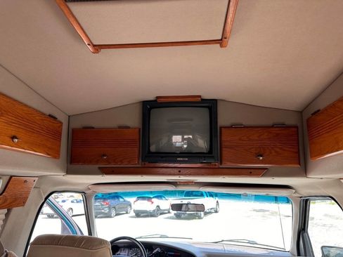 Used 1994 Ford E-150 and Econoline 150 RWD image 15