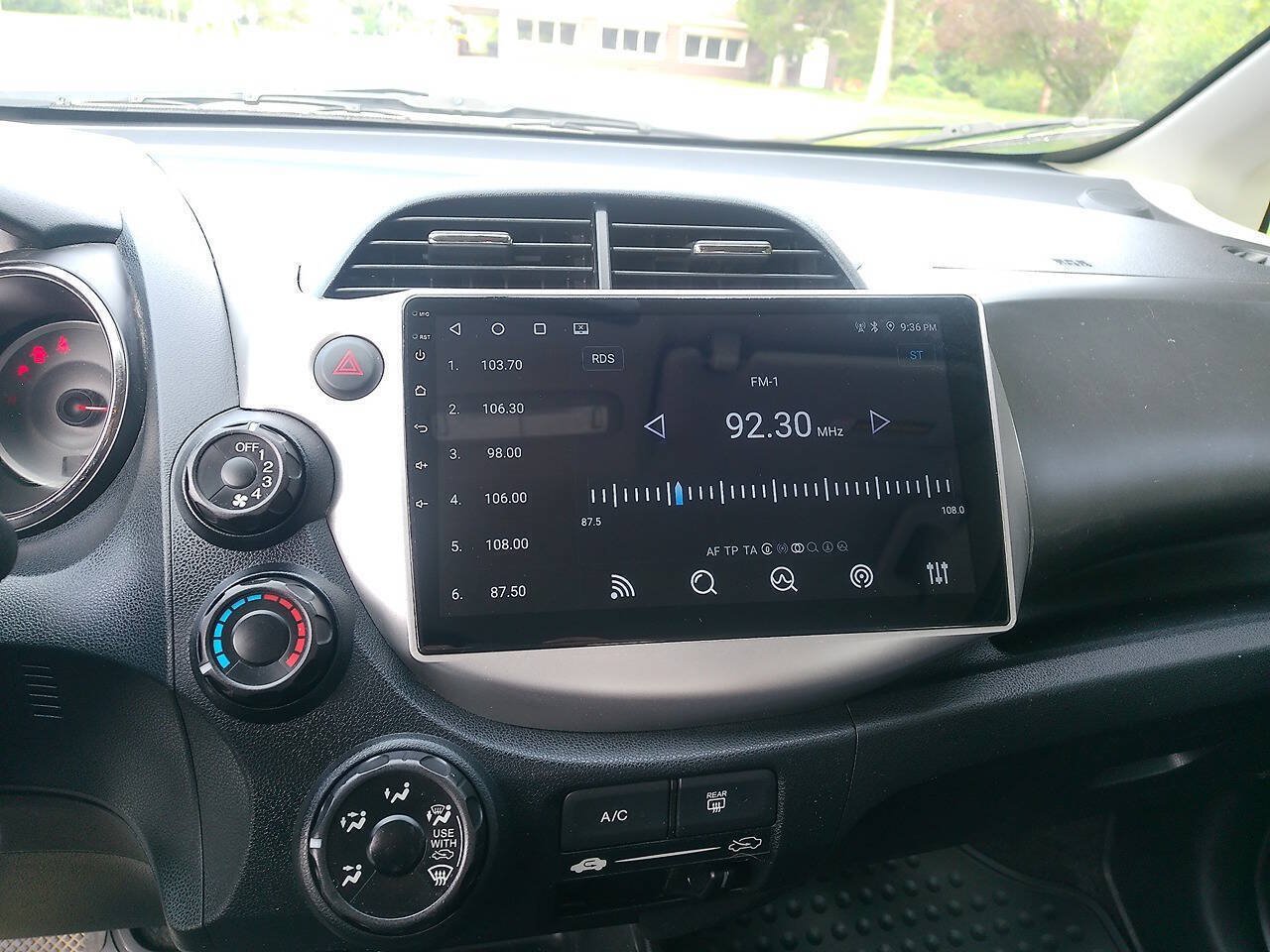 Used 2012 Honda Fit Sport image 35