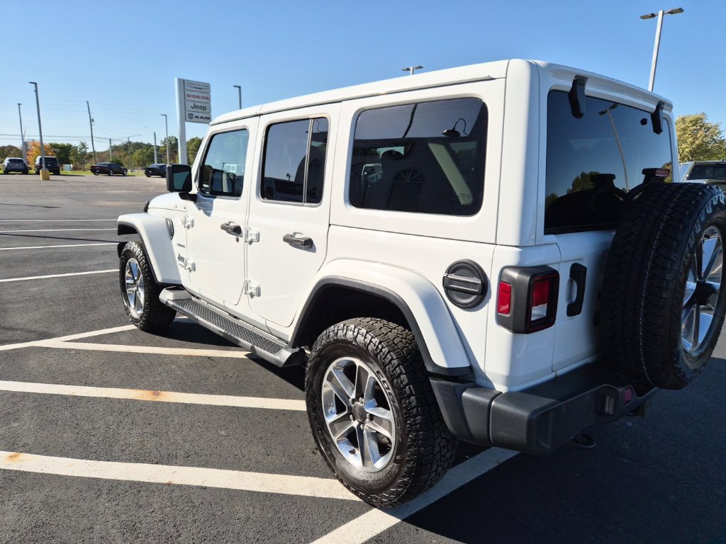 Used 2020 Jeep Wrangler Unlimited Sahara w/ Cold Weather Group AWD/4WD image 2
