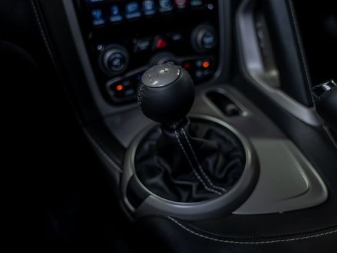 Used 2013 SRT Viper GTS w/ GTS Laguna Interior Pkg image 47