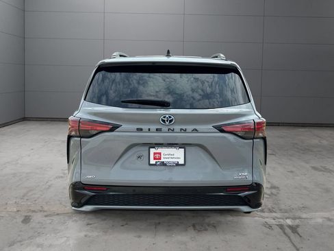 Certified 2023 Toyota Sienna XSE w/ XSE Plus Package AWD/4WD image 4