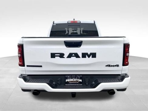New 2026 RAM 1500 4x4 Crew Cab image 6