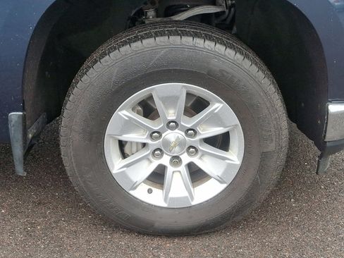 Used 2020 Chevrolet Silverado 1500 LT w/ Convenience Package image 8