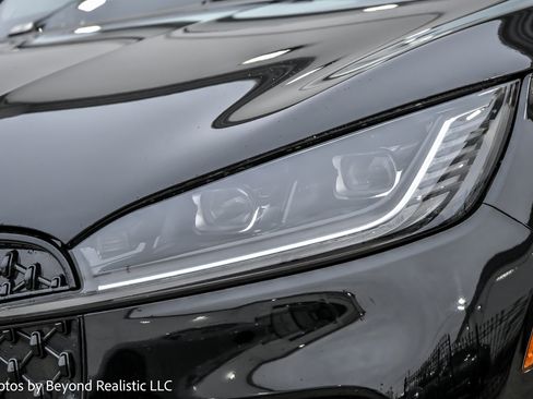 Used 2025 Lincoln Aviator Black Label w/ Jet Appearance Package image 11