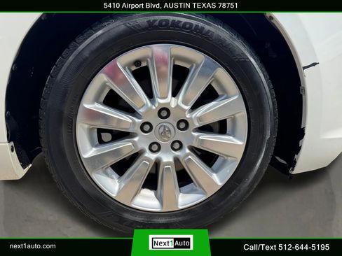 Used 2016 Toyota Sienna Limited Premium FWD image 40