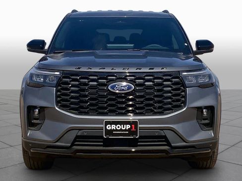 New 2026 Ford Explorer ST-Line RWD image 3