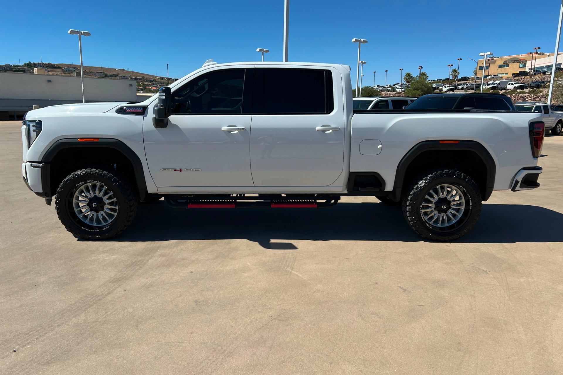 Used 2024 GMC Sierra 3500 AT4 AWD/4WD image 2