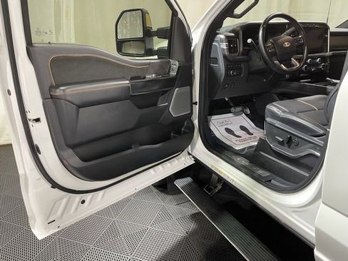 Used 2024 Ford F450 Platinum image 8