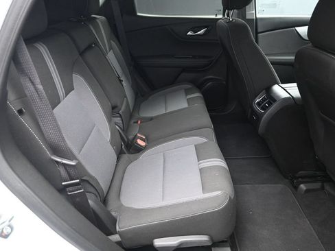 Used 2025 Chevrolet Blazer LT AWD/4WD image 33
