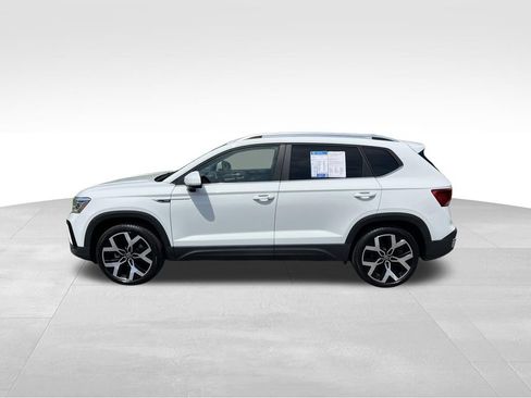 Certified 2023 Volkswagen Taos SEL AWD/4WD image 4