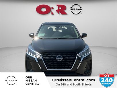 New 2025 Nissan Kicks Play S