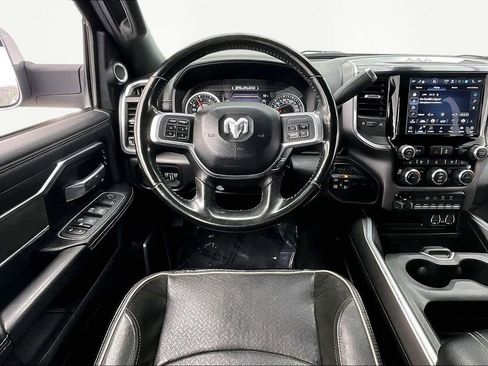 Used 2022 RAM 2500 Laramie AWD/4WD image 5