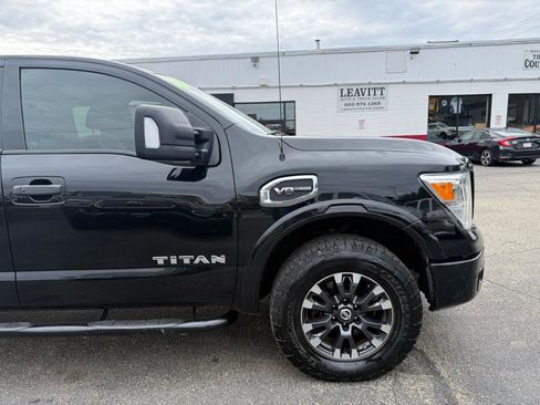 Used 2017 Nissan Titan PRO-4X image 16