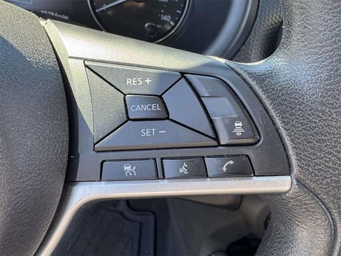 Used 2021 Nissan Kicks SV image 21